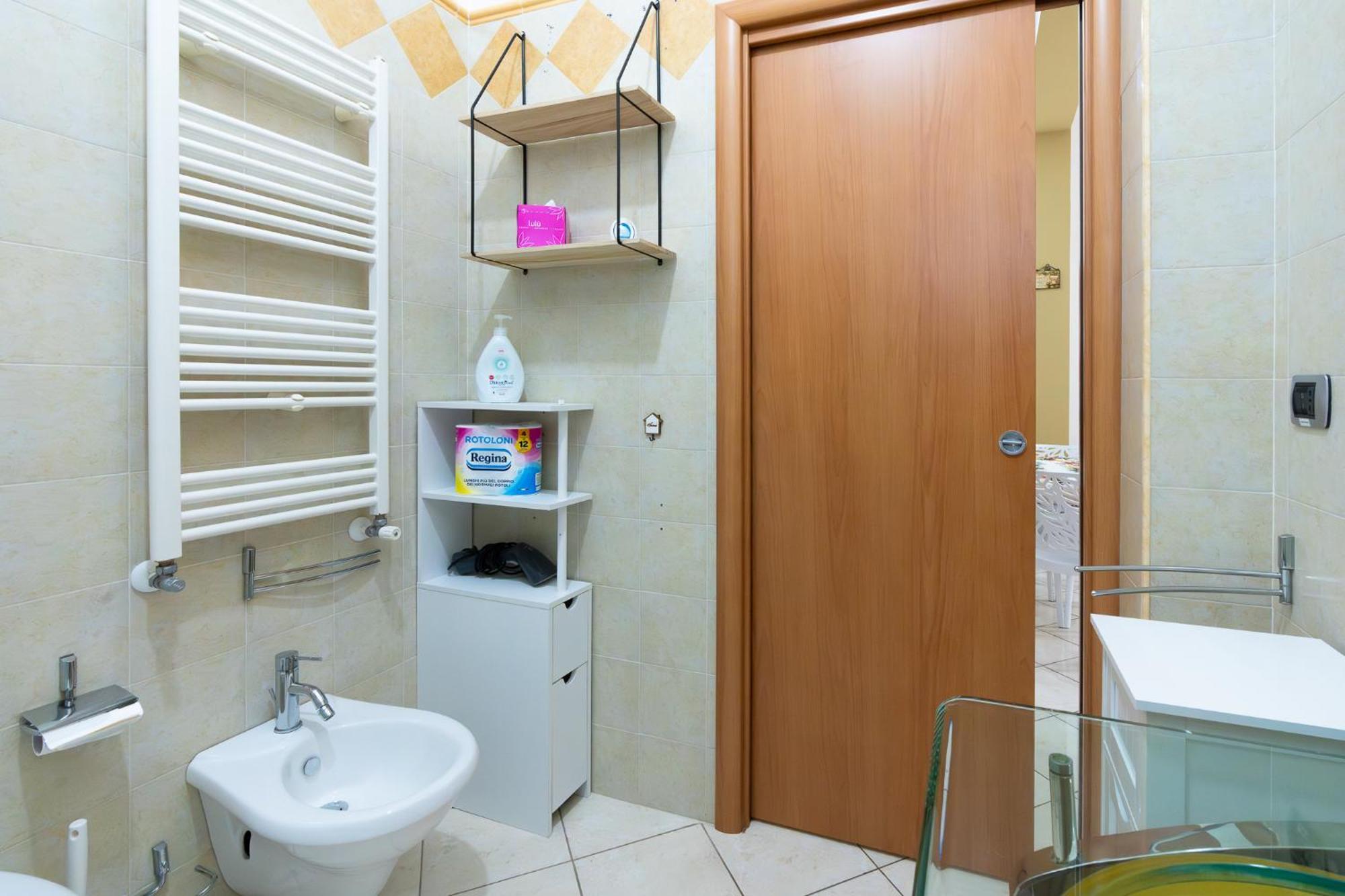 Casa Vacanze Ines Latiano Exterior photo